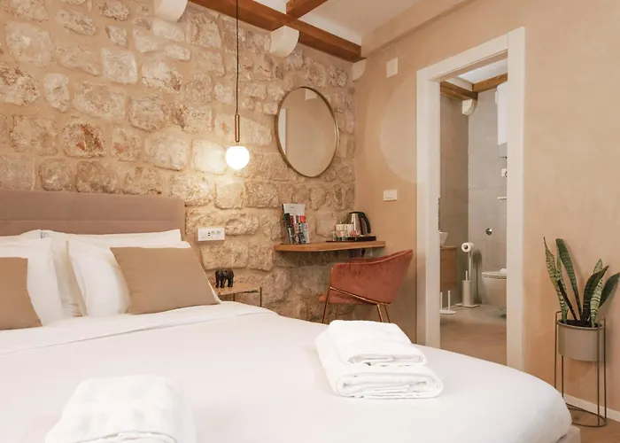 Mascheroni Luxury